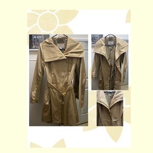 BCBGeneration Trench-Style Jacket, blooms at waist size Medium